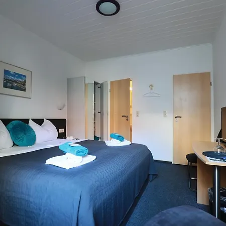 Hotel Am Hillmannplatz Nr.1 2*