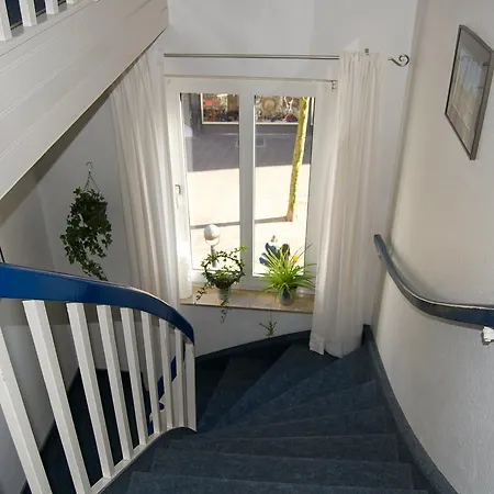 Am Hillmannplatz Nr.1