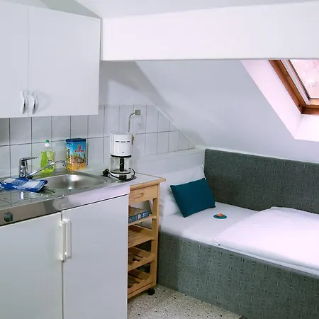 Am Hillmannplatz Nr.1