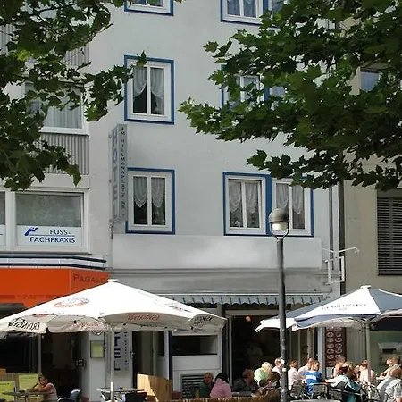 希尔曼广场1号酒店