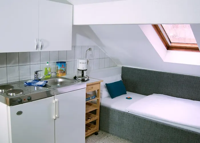 アム ヒルマンプラッツ Nr.1